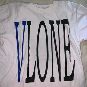 white & blue v-lone tee